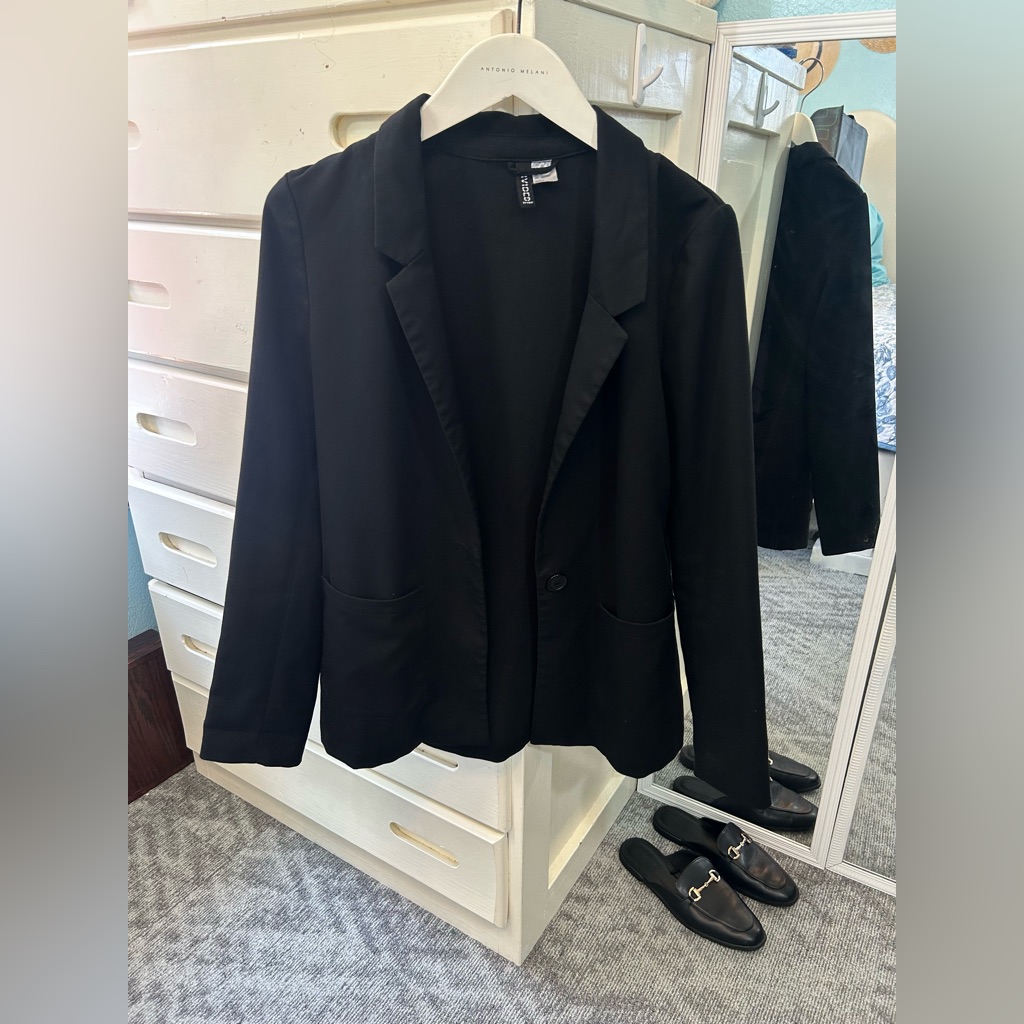 H&M Classic Black Jacket Button Long Sleeve Business Professional Blazer